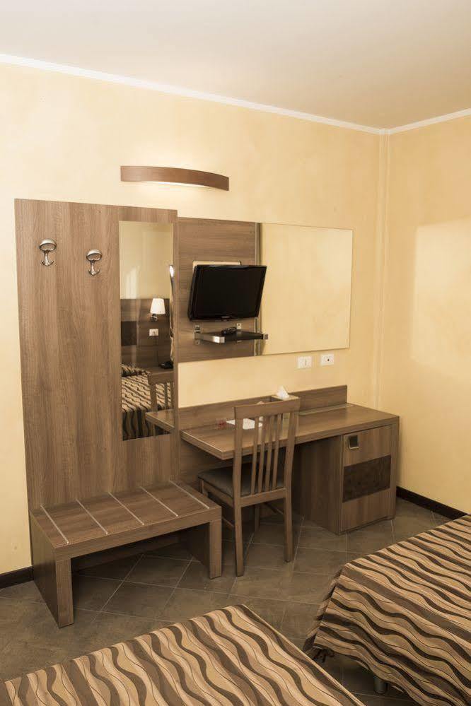 Hotel Corte Business Cavriago Extérieur photo